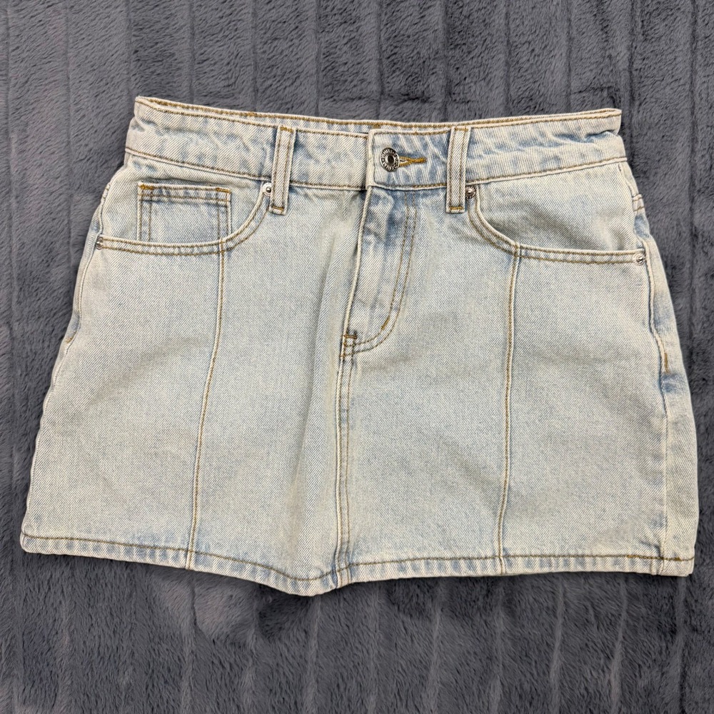 White Fox Boutique Light Wash Denim Mini Skirt Cherry Patch XS KM-000221